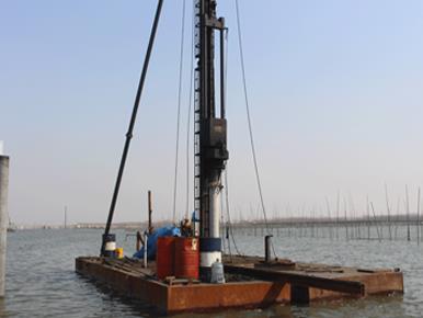 小型水上打樁船是什么?有哪些作用?