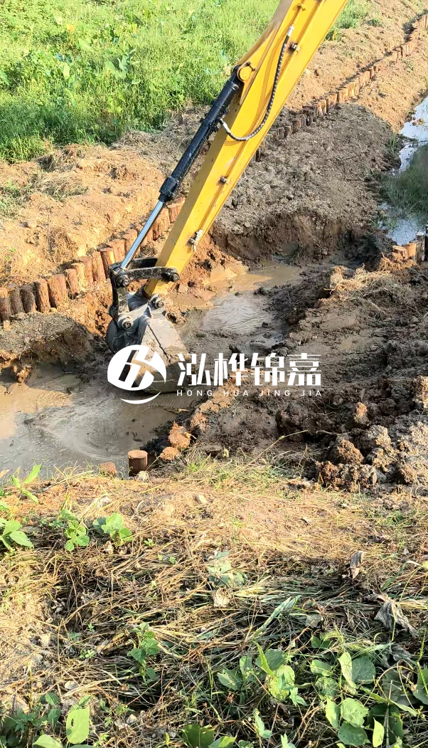 新鄉(xiāng)河道清淤專業(yè)施工-河道清淤價(jià)格是按什么標(biāo)準(zhǔn)來(lái)計(jì)算的?