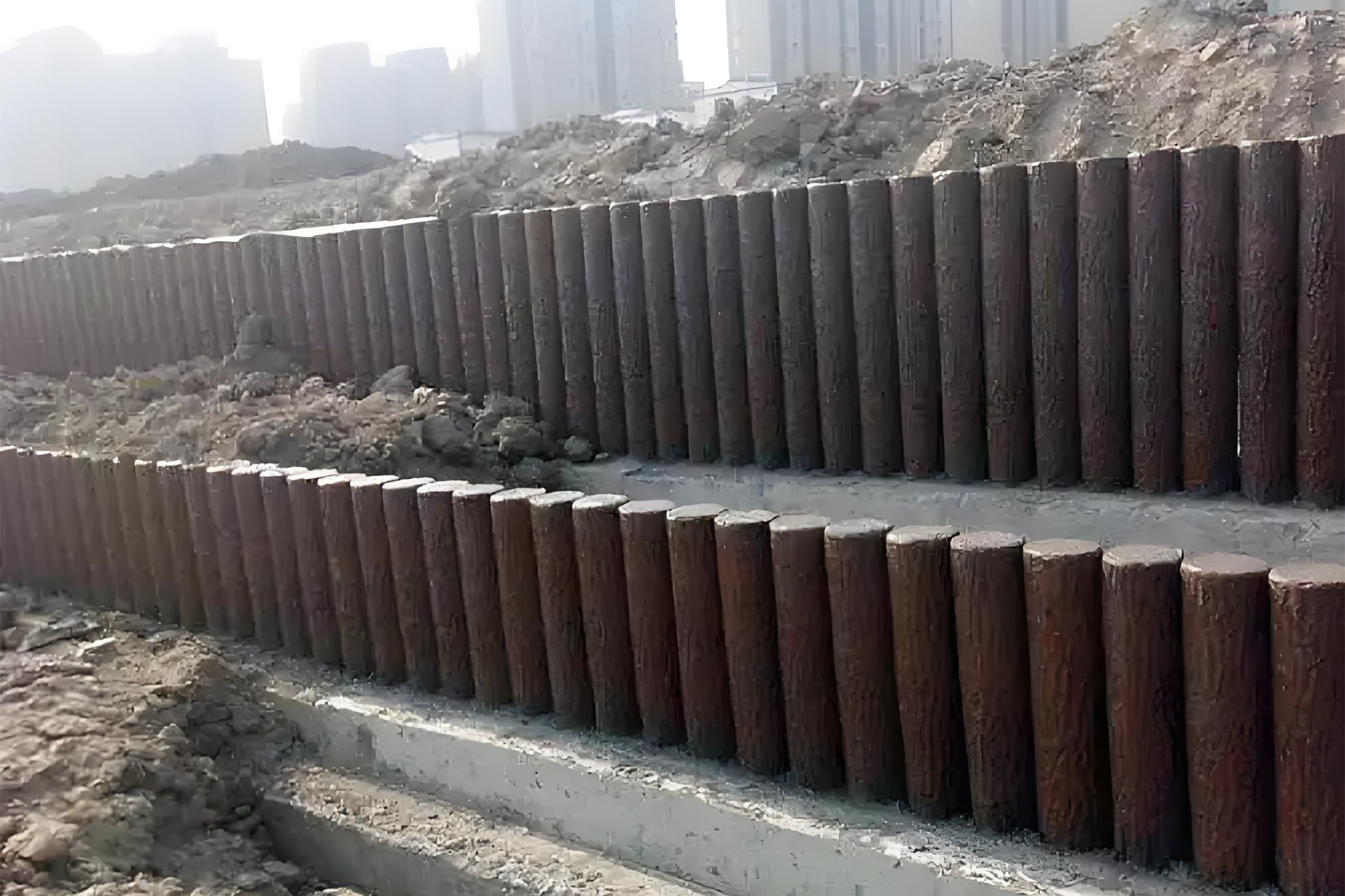 水泥樁批發廠家泓樺錦嘉-打仿木樁過程中需要控制力度嗎？