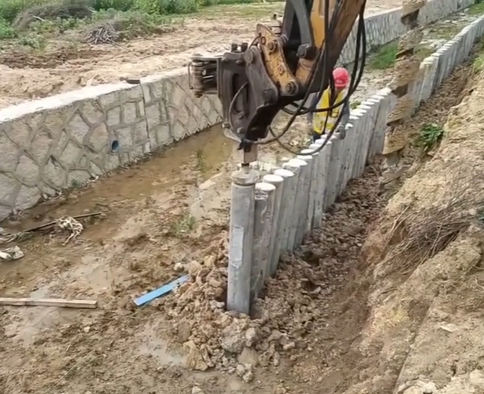 水泥仿木樁施工隊泓樺錦嘉 - 河道仿木樁的抗腐蝕性能怎么樣？